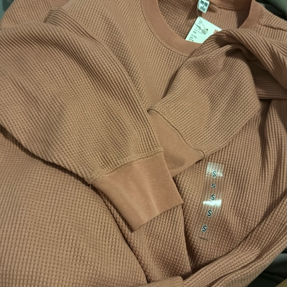 NWT Uniqlo Waffle T-Shirt | Long-Sleeve, Small - Picture 7 of 7